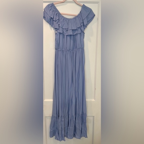 Blue Off-Shoulder Photoshoot Maxi Dress Size M - Picture 6 of 8